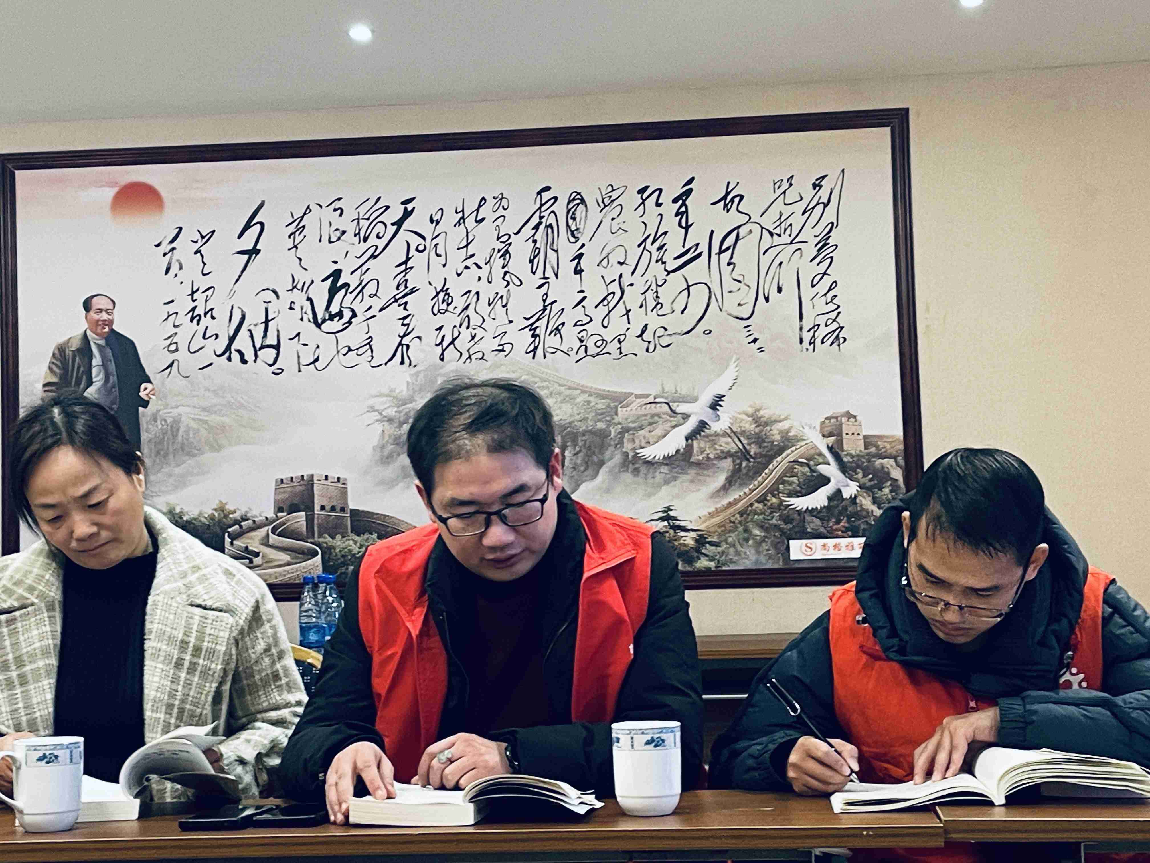 红印我心丨我会党支部在韶山开展党建活动